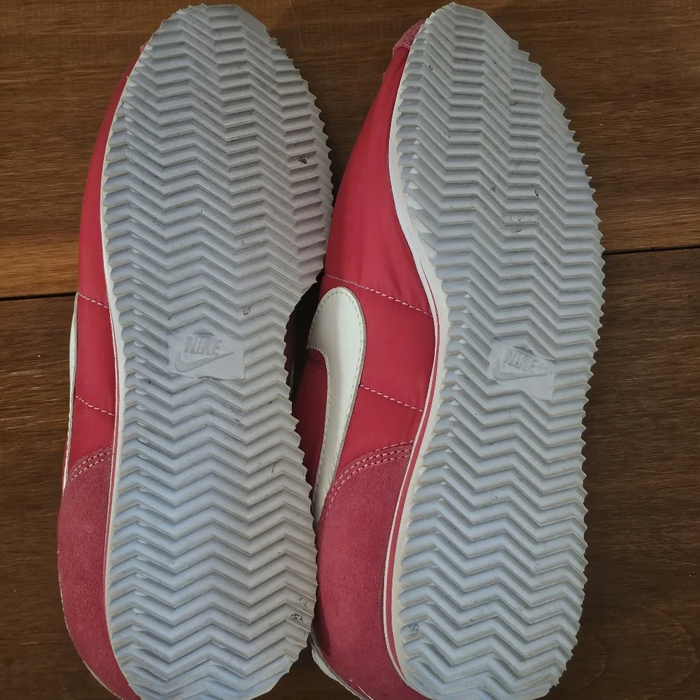 Nike nib nwot